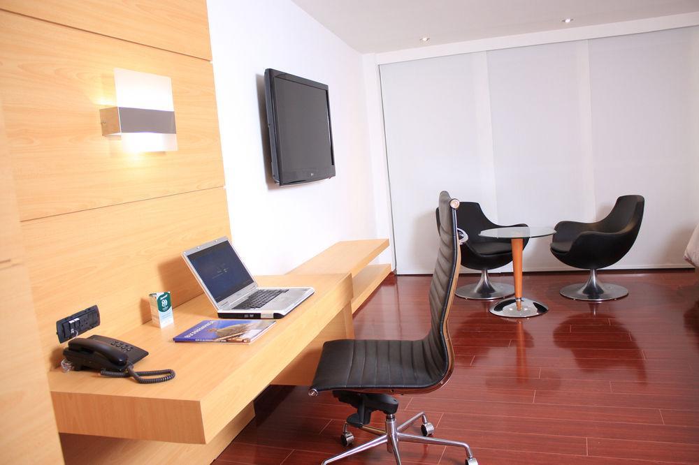 Club Campestre De Bucaramanga Hotel ฟลอริดาบลังกา ภายนอก รูปภาพ