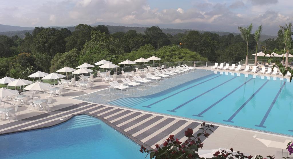 Club Campestre De Bucaramanga Hotel ฟลอริดาบลังกา ภายนอก รูปภาพ